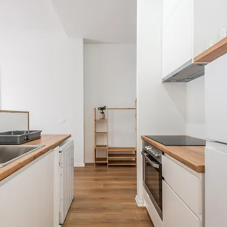 8th Floor Apartments, Golem