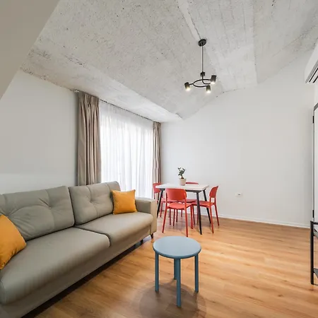 8th Floor Apartments, Golem