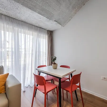 Apartment 8th Floor Apartments, Golem *