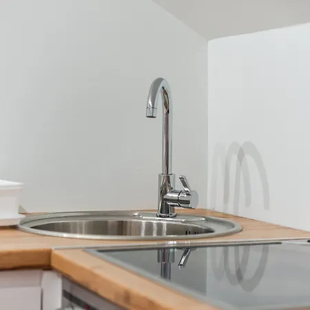 8th Floor Apartments, Golem