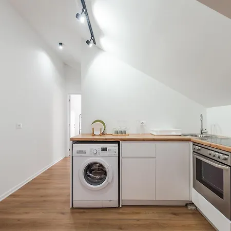 Daire 8th Floor Apartments, *